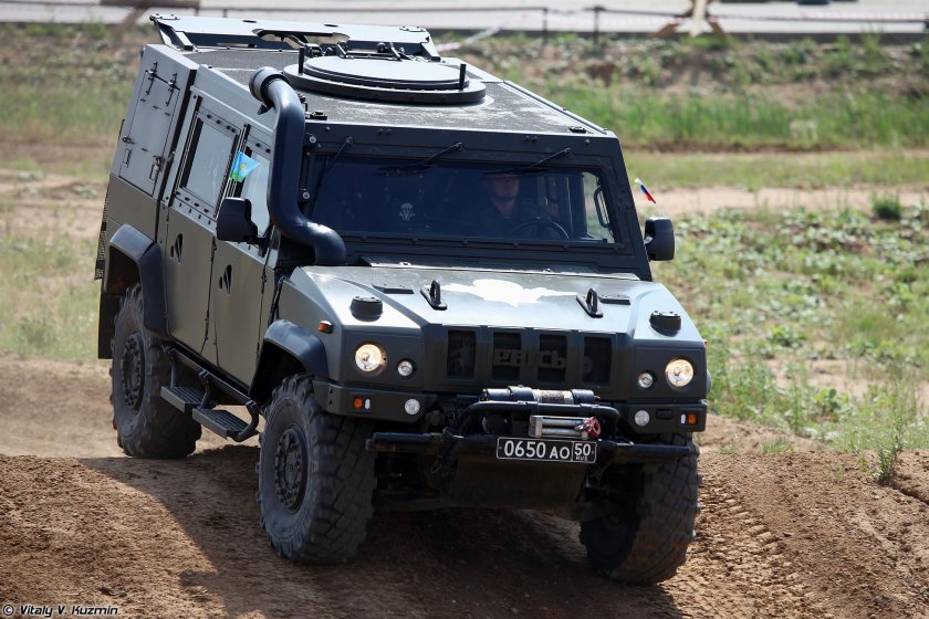 Iveco LMV Рысь