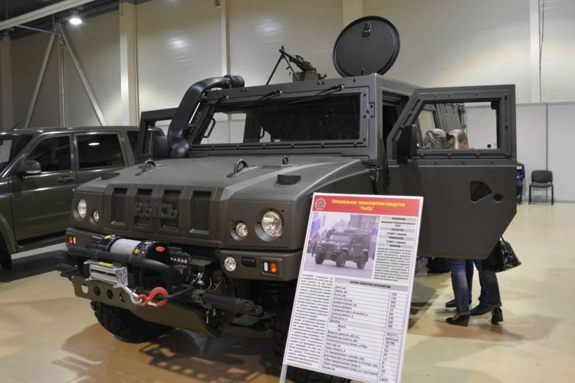 Iveco LMV Рысь
