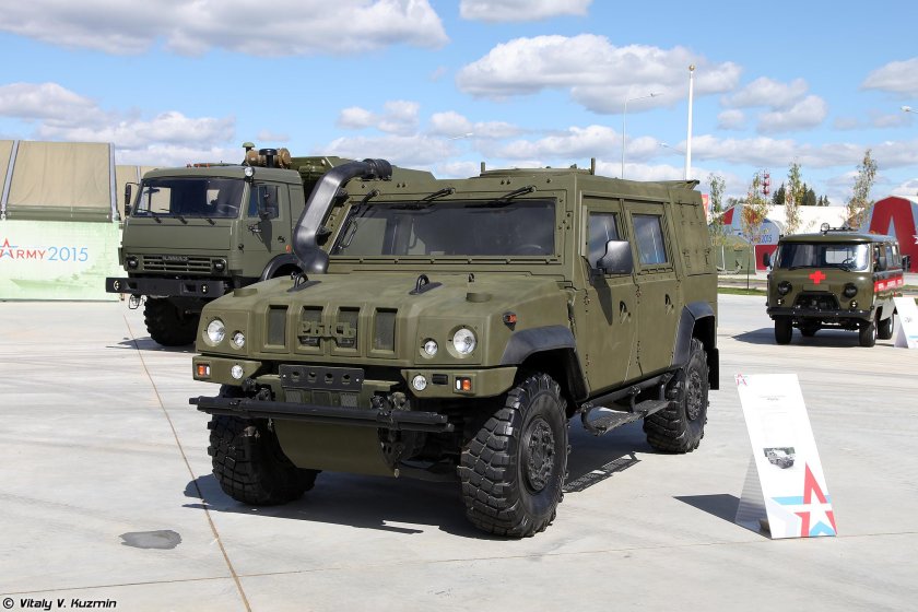 Бронеавтомобиль Iveco LMV