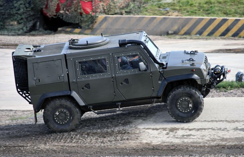 Iveco LMV Рысь