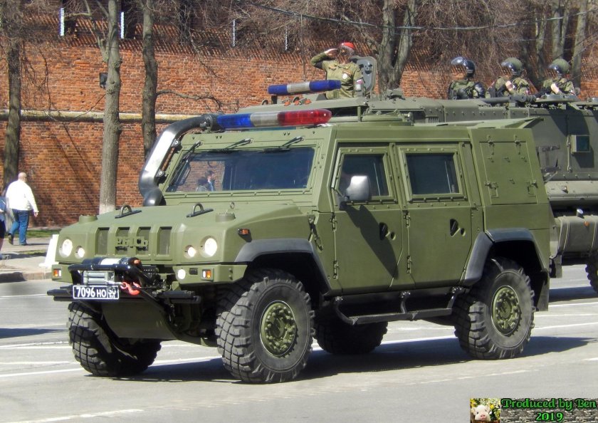 Iveco 65e19wm lmv \ рысь\ .