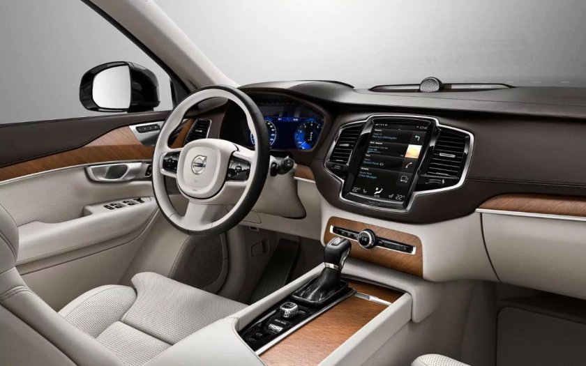 Вольво хс 90 2018