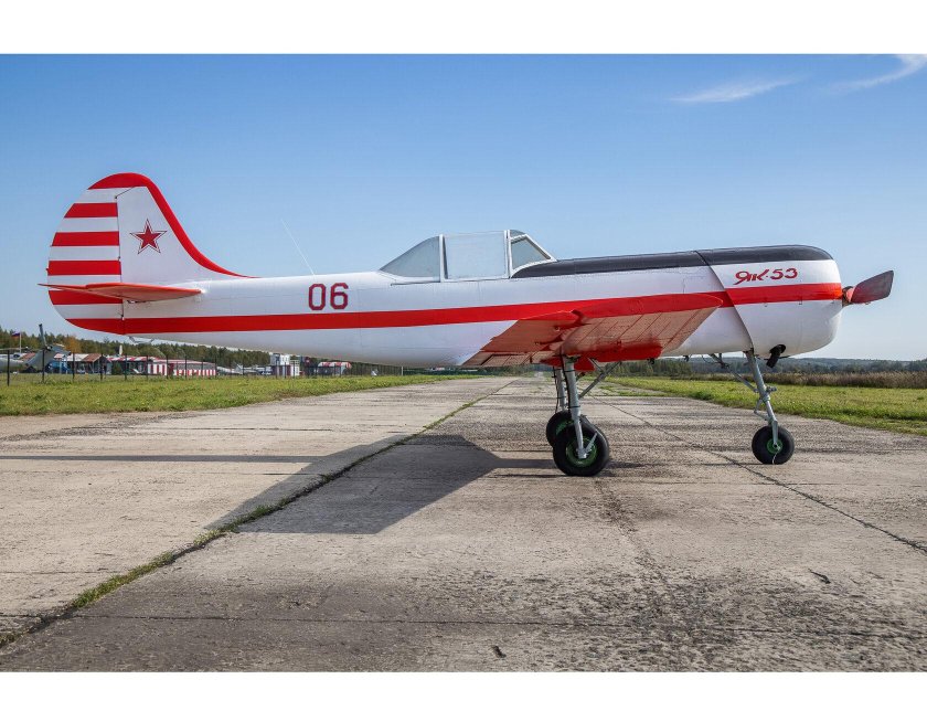 Як-53 самолет