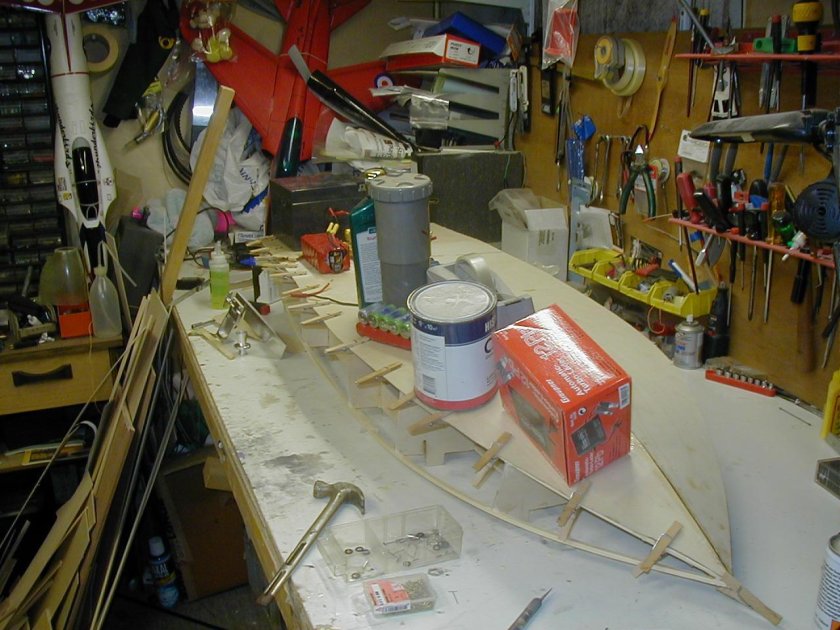 Корпус модели катера из стеклопластика