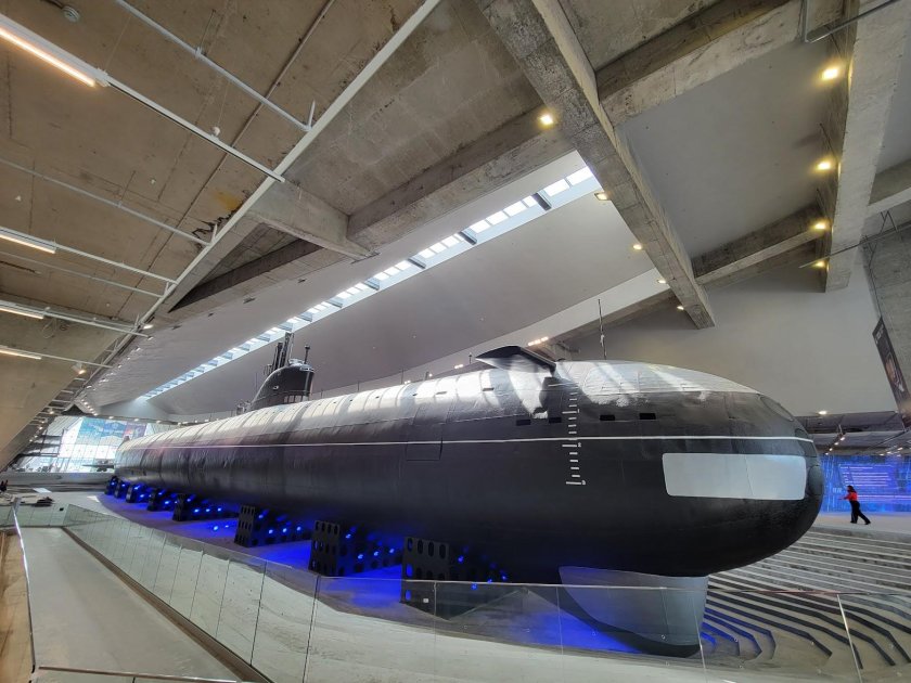 Ленинский комсомол подводная лодка