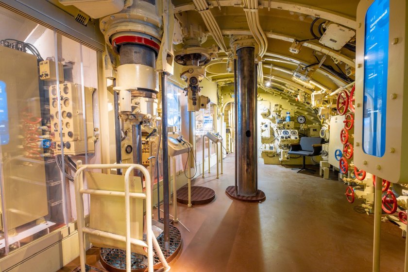 Ленинский комсомол атомная подводная лодка внутри