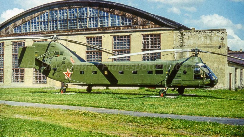 Як 24 и Чинук