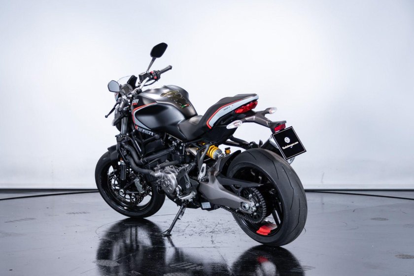 Ducati monster 1200