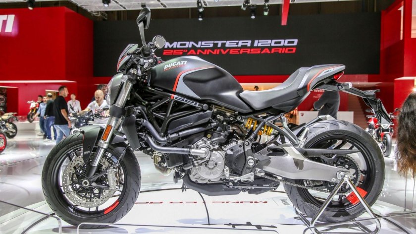 Ducati Monster 821 Stealth