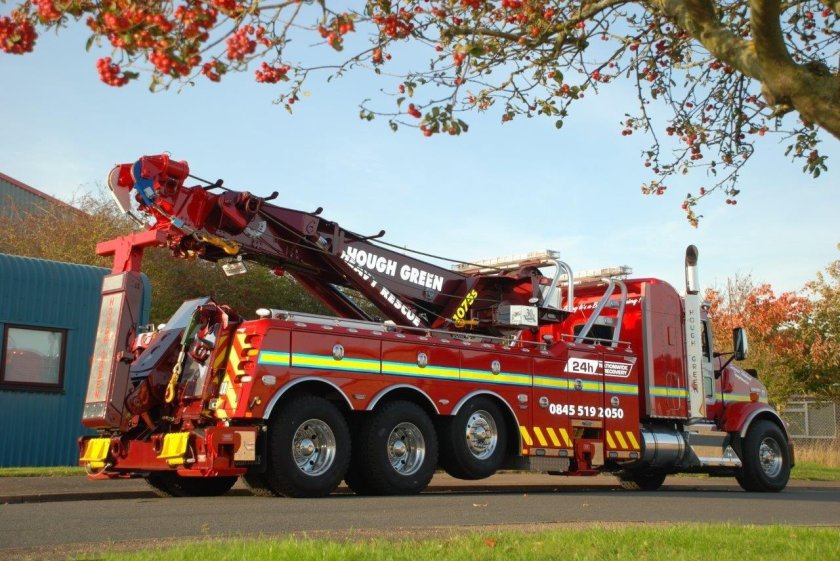 Эвакуатор грузовой Century 5130