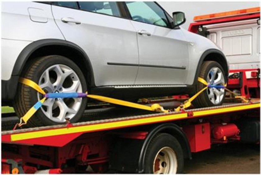 Крепление автомобиля на эвакуаторе