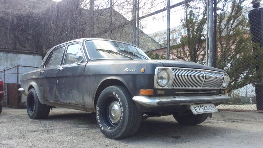 ГАЗ 24 Волга с 4 фарами