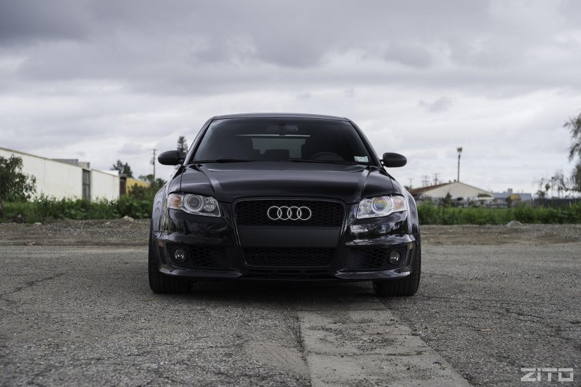 Ауди а4 б7 черная