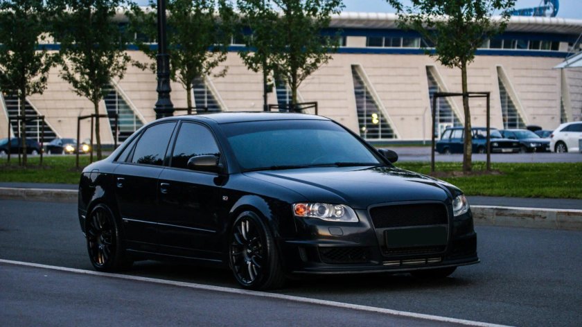 Ауди а4 б7 черная