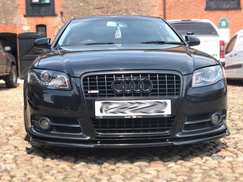 Audi a4 b7 Headlight