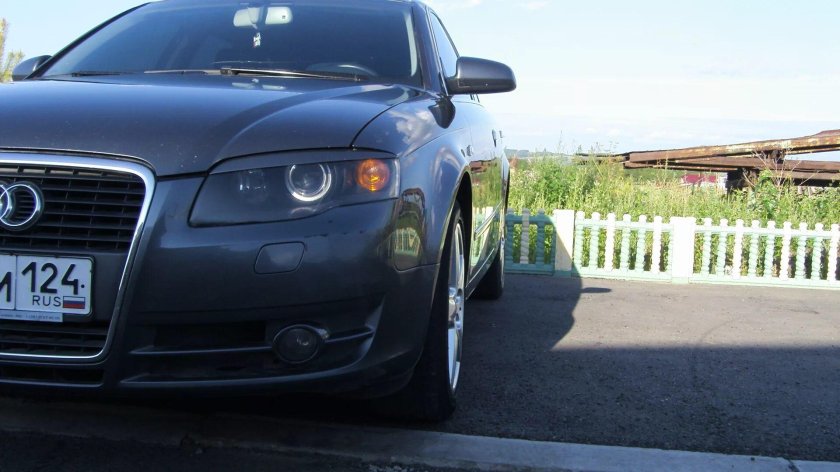 Audi a4 b6 ангельские глазки