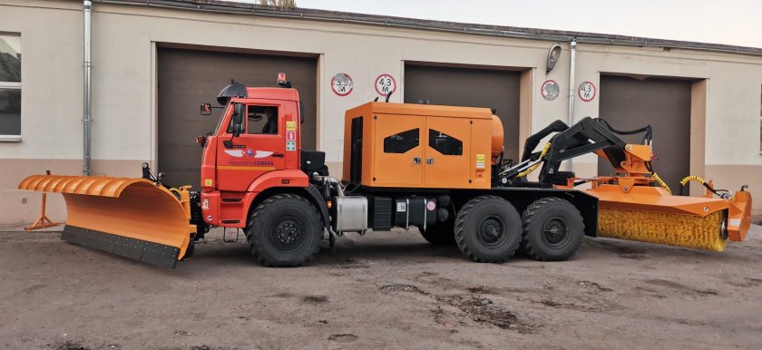 Камаз 43118 шнекороторный снегоочиститель