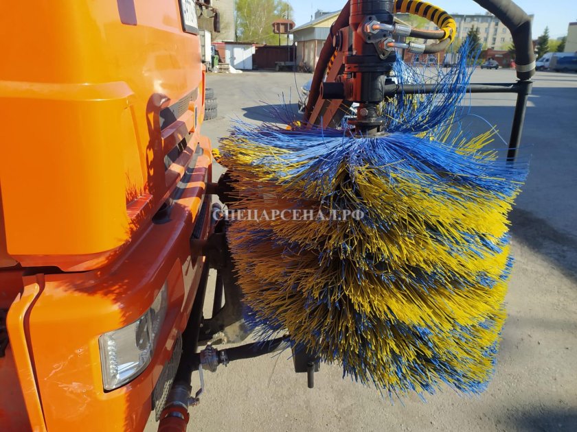 Щетка для мойки ограждений щмо-600