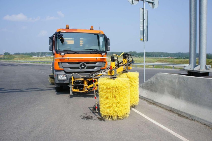Закладная под барьерное ограждение