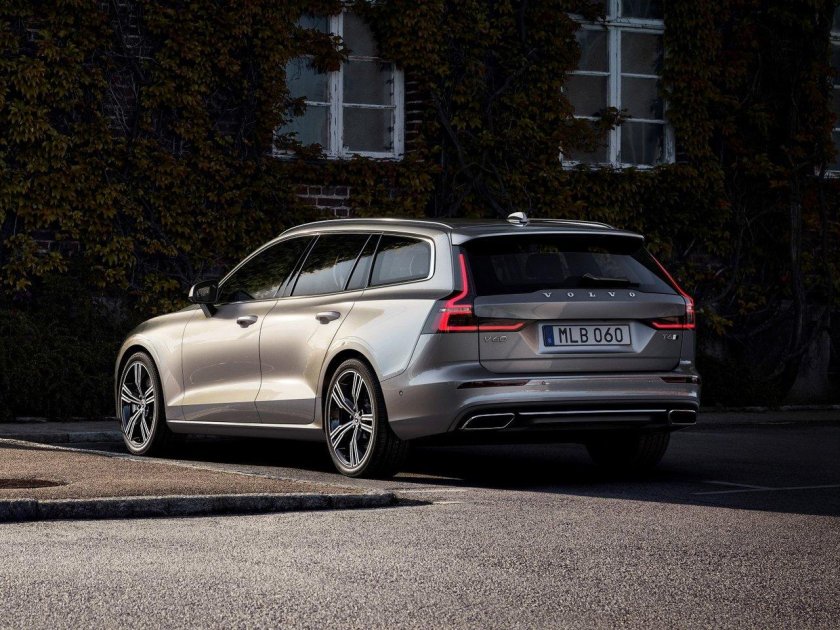 Volvo v60 2018