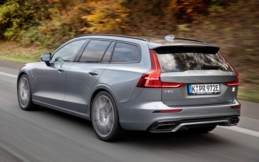 Volvo универсал v60