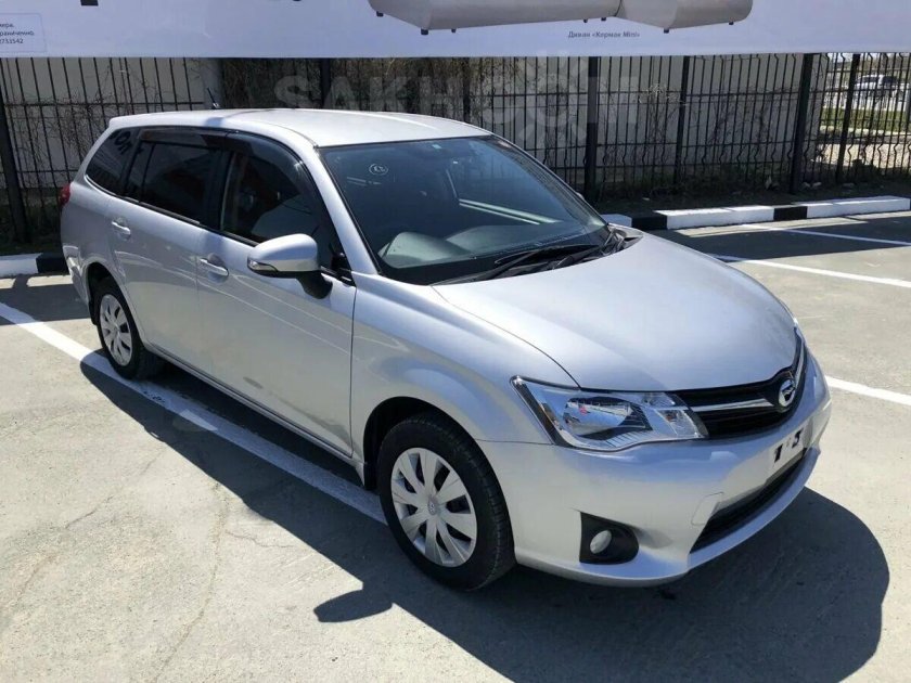 Тойота Филдер 2015