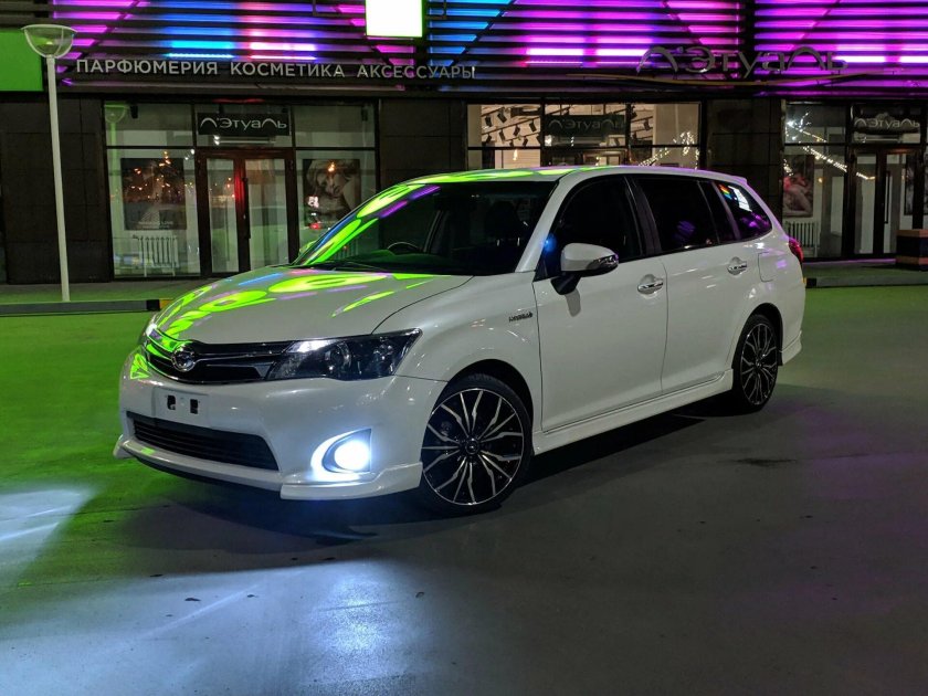 Toyota Corolla Fielder 160