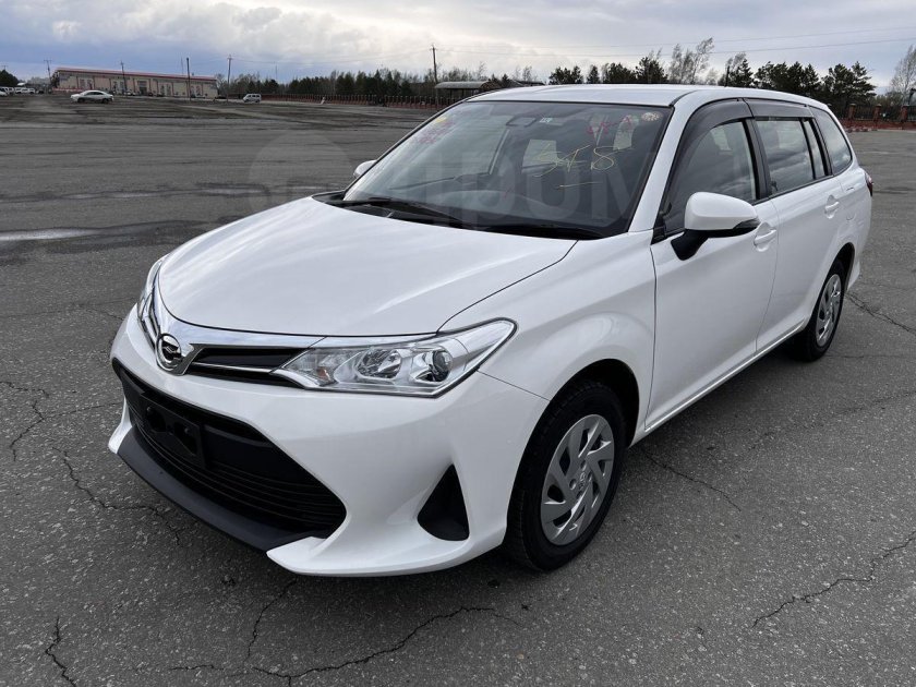Toyota Corolla Fielder 2018