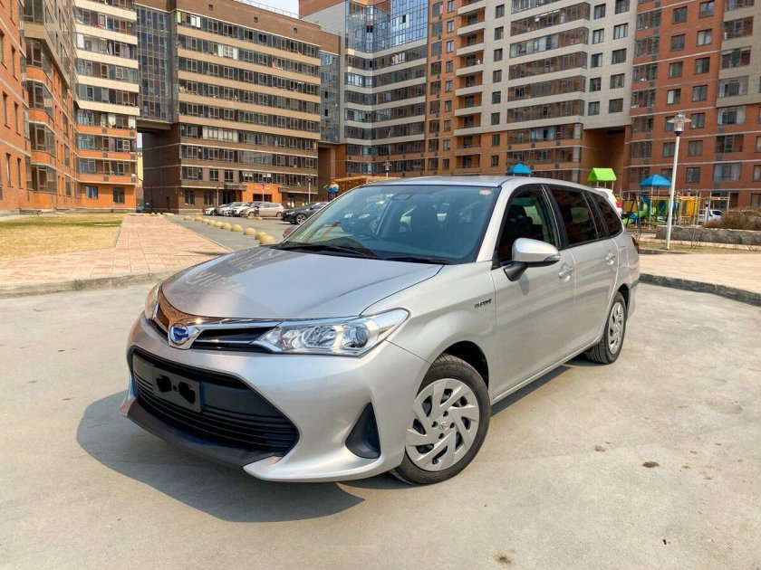 Toyota Corolla Fielder XI e160 e170 Рестайлинг