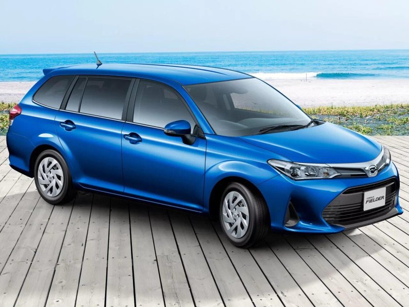 Toyota Corolla Fielder 2017