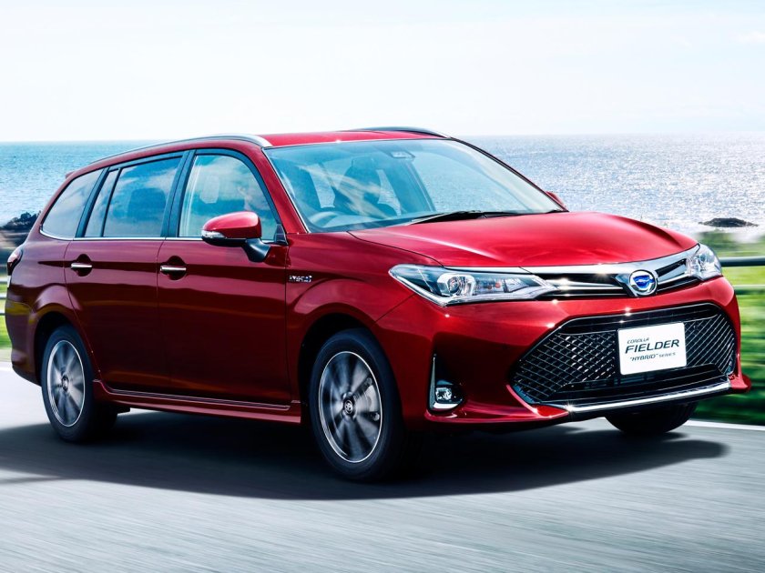 Тойота Королла Филдер 2019