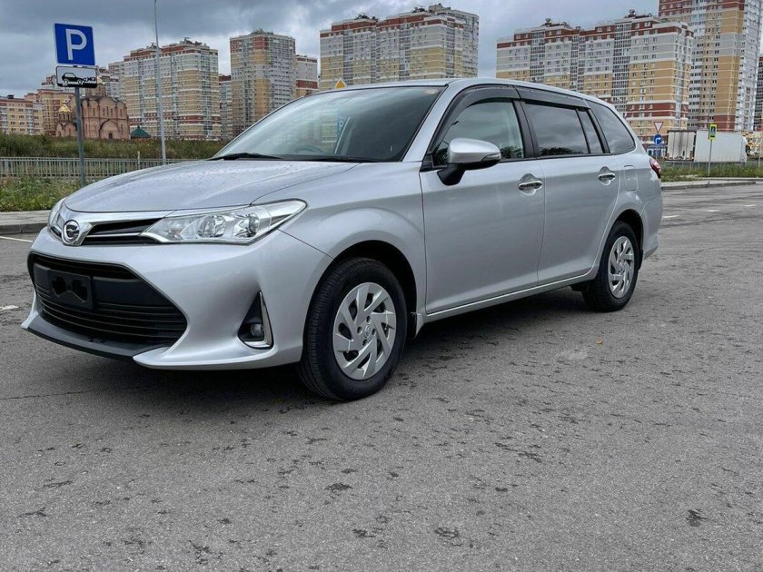 Toyota Corolla Fielder 2019
