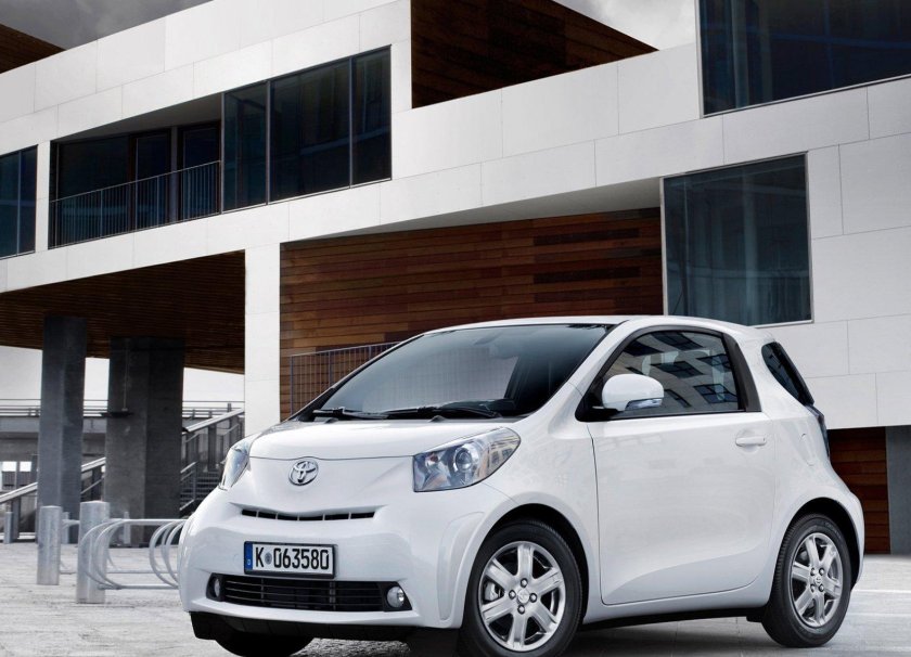 Toyota IQ 2021