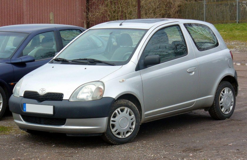 Toyota Yaris 1999