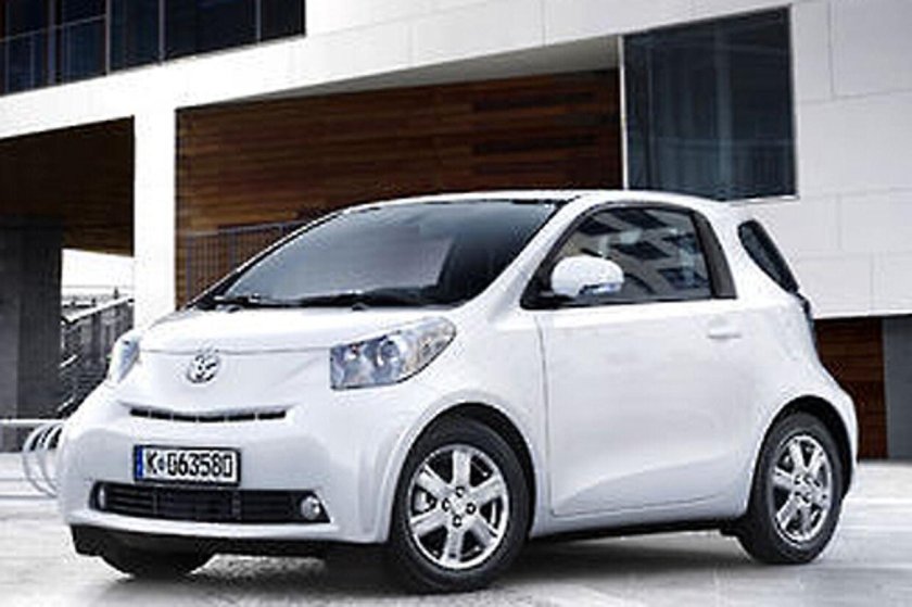 Toyota iq 2021