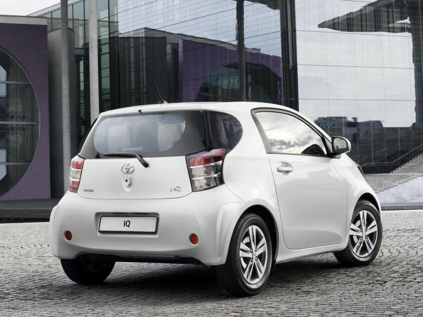 Toyota IQ 2010