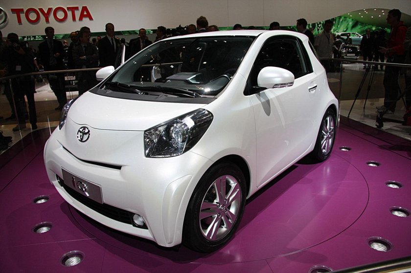 Toyota IQ 2021