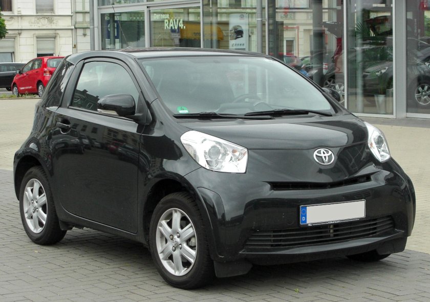 Toyota IQ 2010