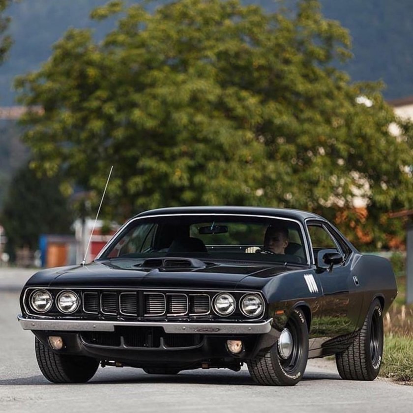 Плимут Барракуда