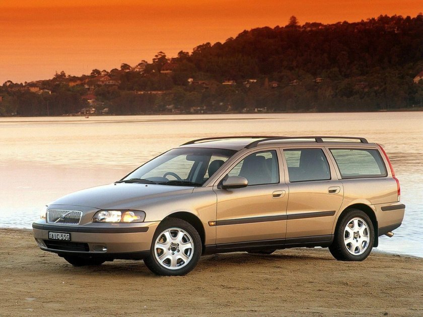 Volvo универсал v70