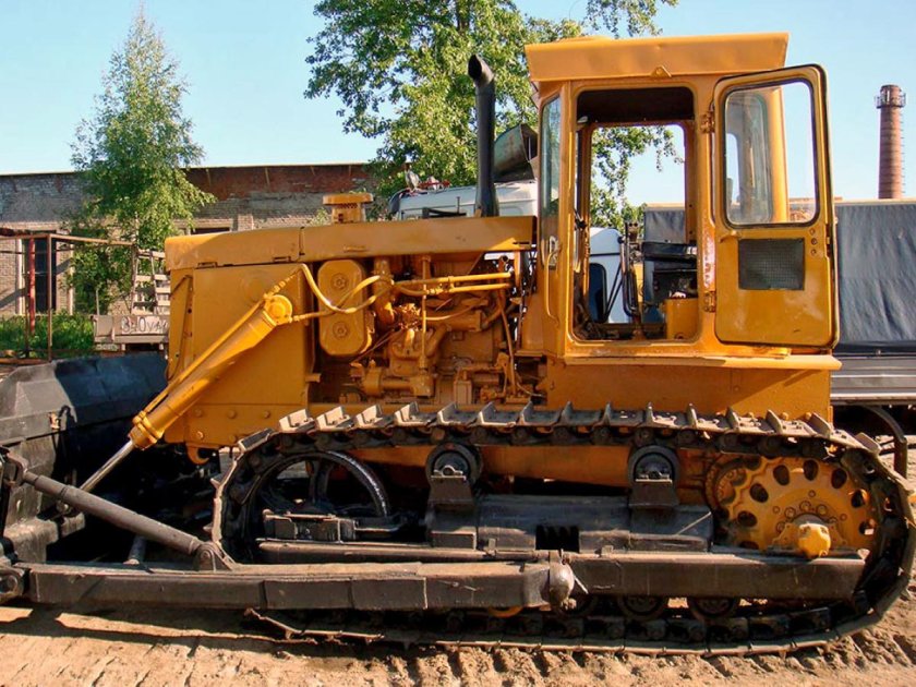 ЧТЗ трактор т-170