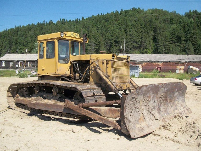 ЧТЗ трактор т-170