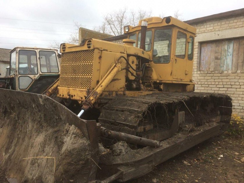 Т-170 бульдозер болотник