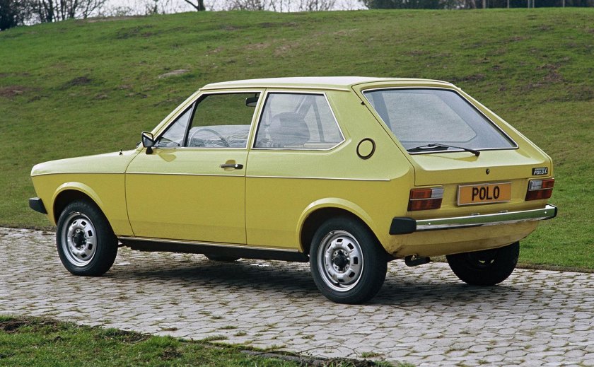 Volkswagen Polo 1 поколение
