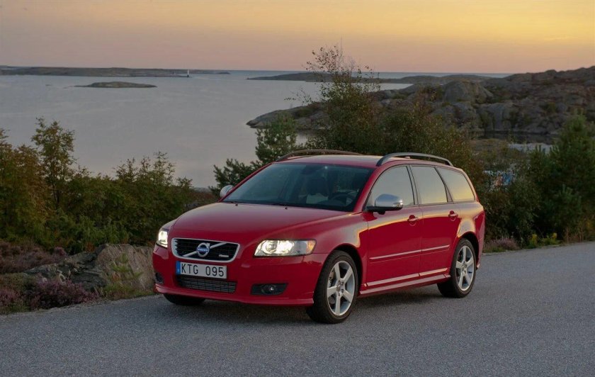 Volvo v50 2012