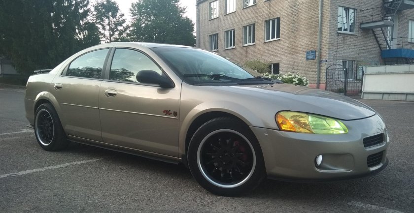 Додж Стратус 2.4 2002