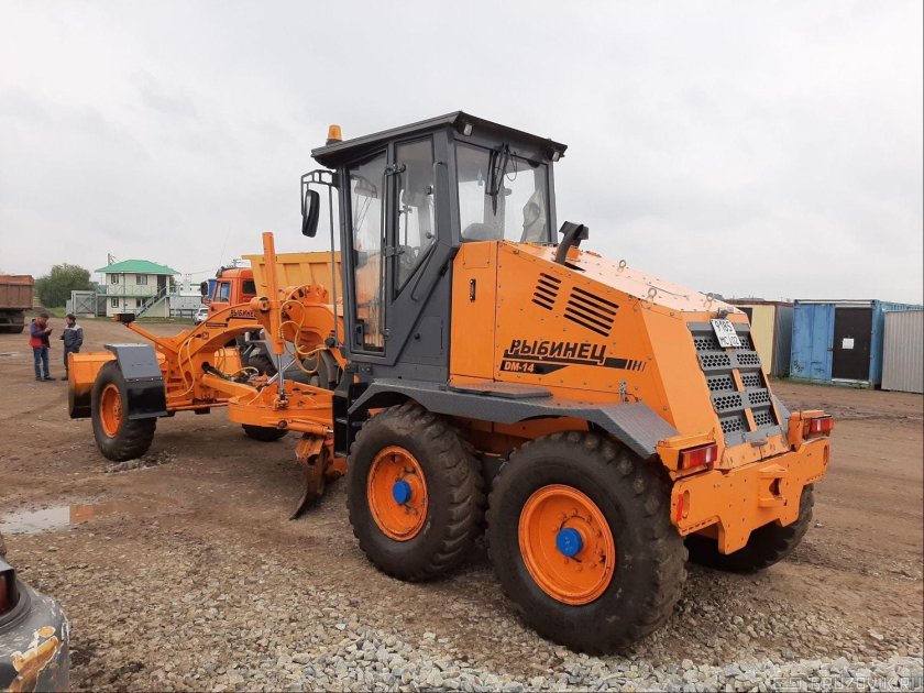 Автогрейдер DM-14.1 Рыбинец