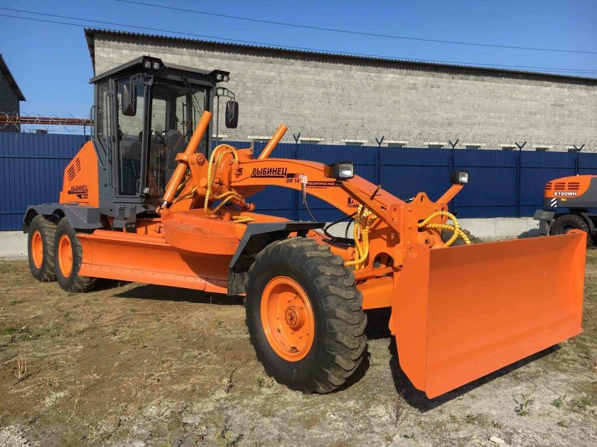 Грейдер Брянский Арсенал ГС-14.02