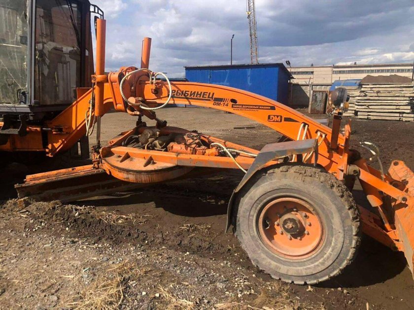 Автогрейдер DM-14.1 Рыбинец