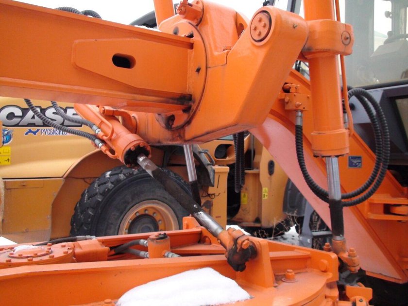 Автогрейдер рыбинец дм 14